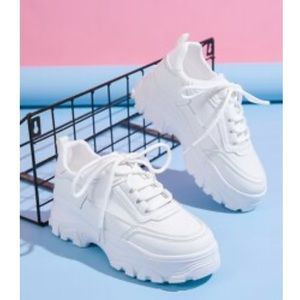 Brand new Fashion Sneakers